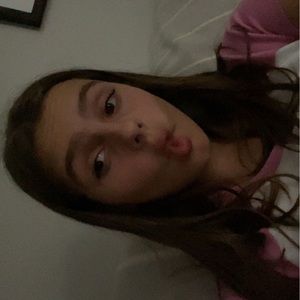 Meet your Posher, Abigail